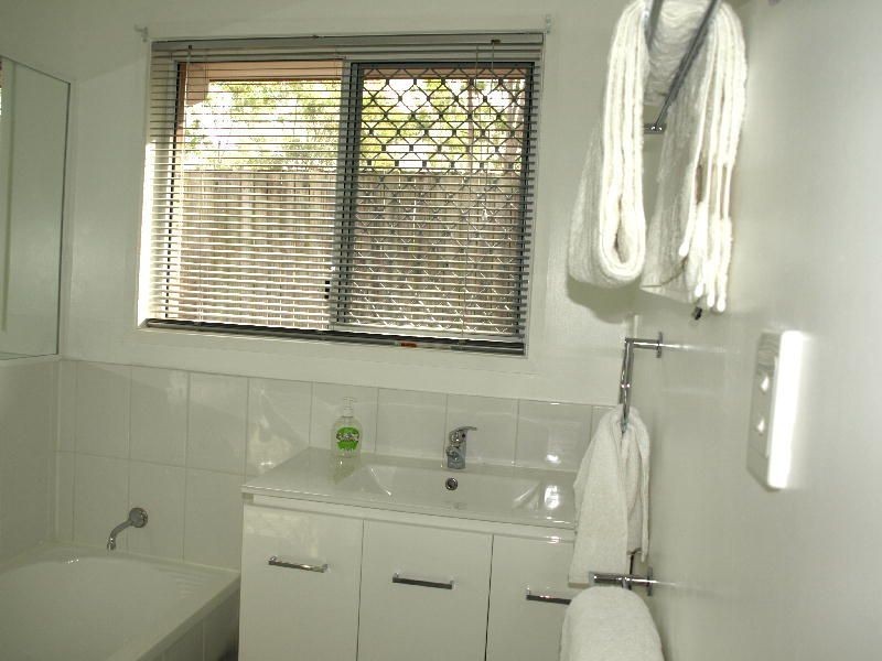 17 Riverside Avenue, Barellan Point QLD 4306