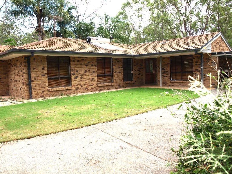 32 Langlands Street, Chuwar QLD 4306