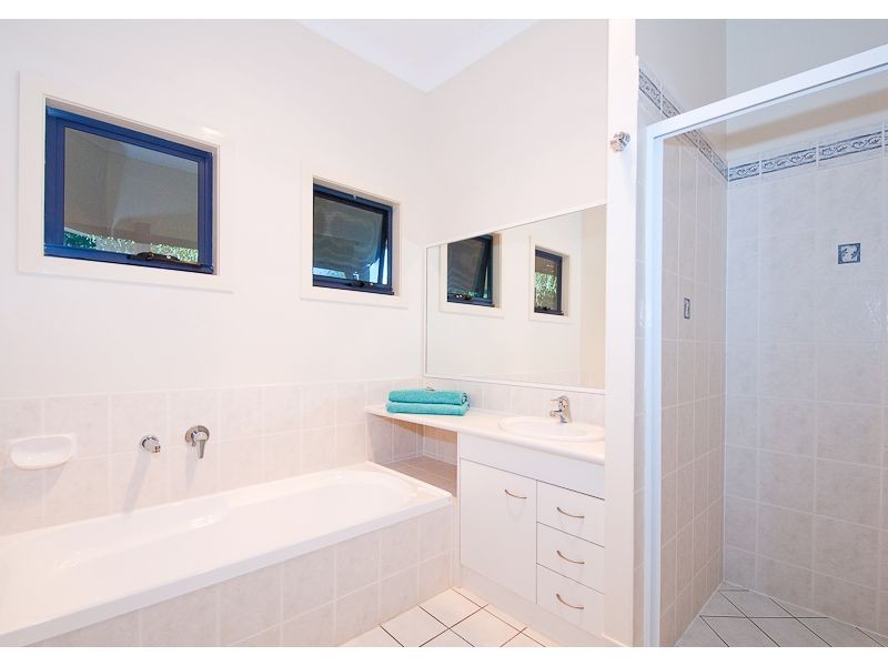 35 Willeen Court, Chuwar QLD 4306
