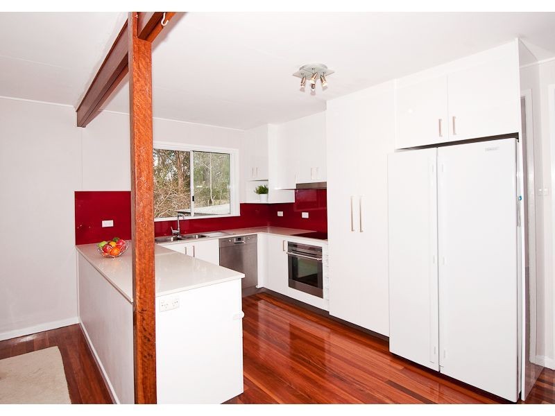 2 Powells Road, Karana Downs QLD 4306