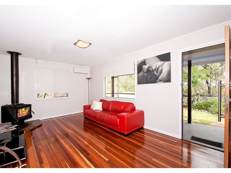 2 Powells Road, Karana Downs QLD 4306