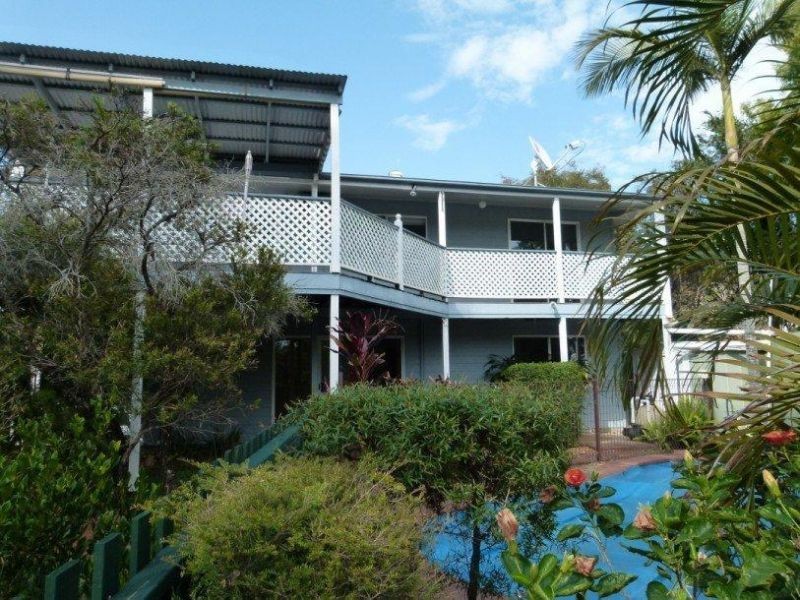 182 College Road, Karana Downs QLD 4306