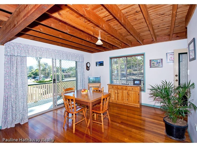 6 Leuneah Lane, Karana Downs QLD 4306