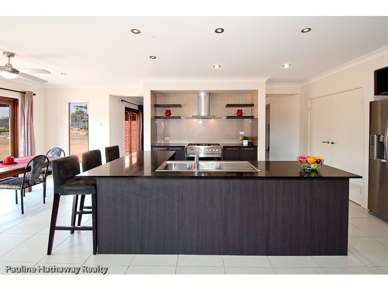 8 Waterfront Drive, Karalee QLD 4306