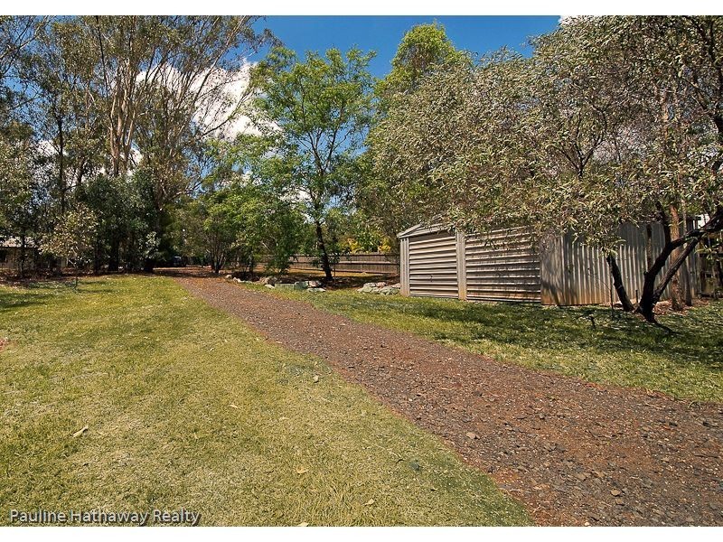 25 Langlands Street, Chuwar QLD 4306