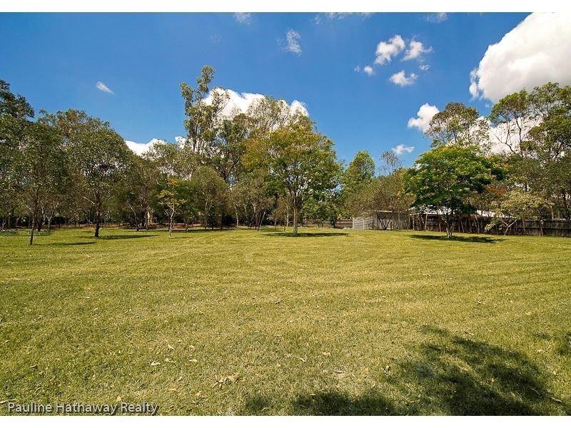 25 Langlands Street, Chuwar QLD 4306