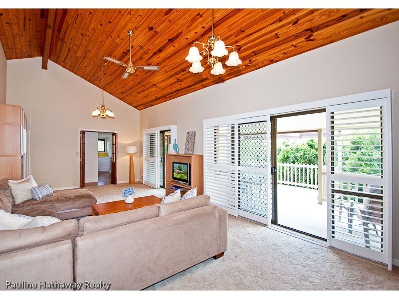 1 Pinehurst Court, Karana Downs QLD 4306