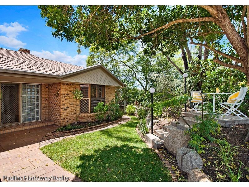 1 Pinehurst Court, Karana Downs QLD 4306