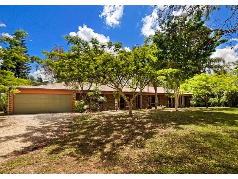 80 Leichhardt Crescent, Barellan Point QLD 4306