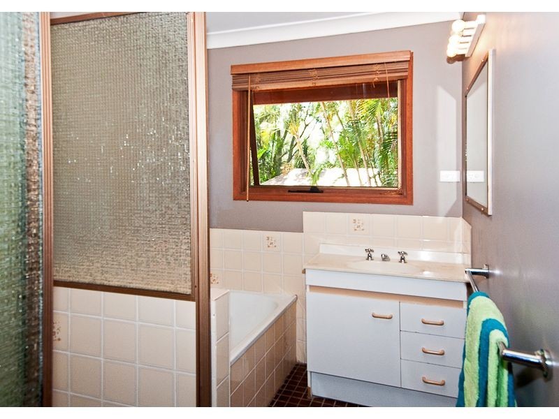 80 Leichhardt Crescent, Barellan Point QLD 4306