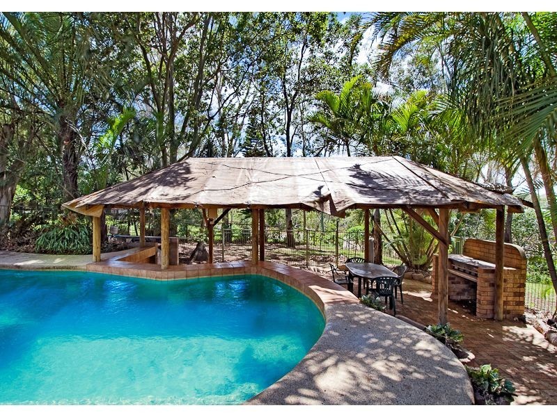 80 Leichhardt Crescent, Barellan Point QLD 4306