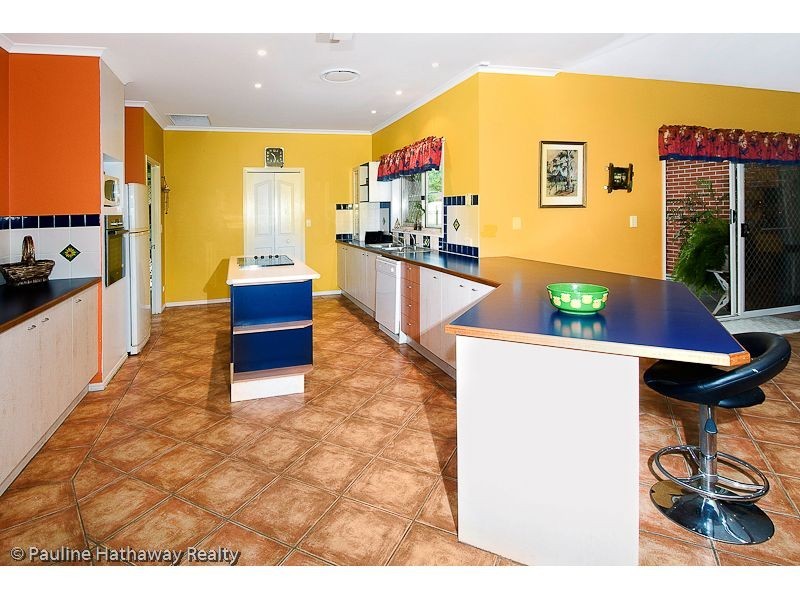 30 Craigerne Court, Chuwar QLD 4306