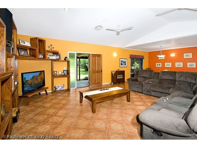 30 Craigerne Court, Chuwar QLD 4306