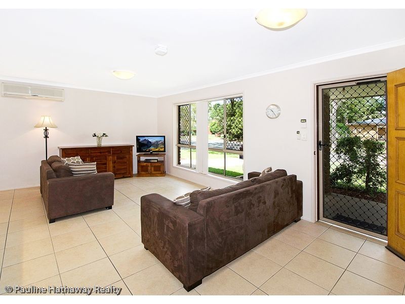 8 Nawalla Court, Karana Downs QLD 4306