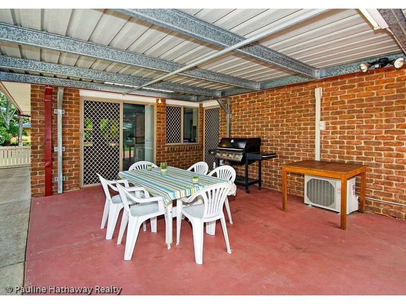 8 Nawalla Court, Karana Downs QLD 4306