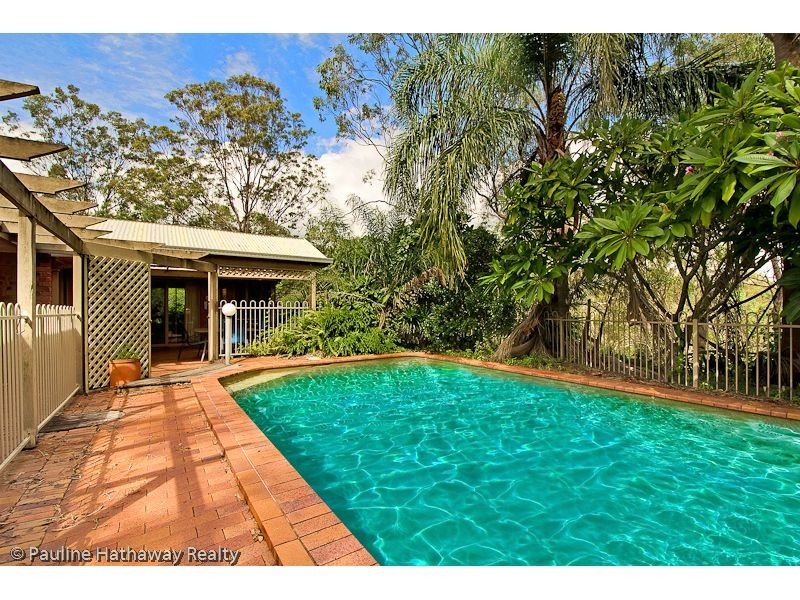 74 Kulmaren Grove, Karana Downs QLD 4306