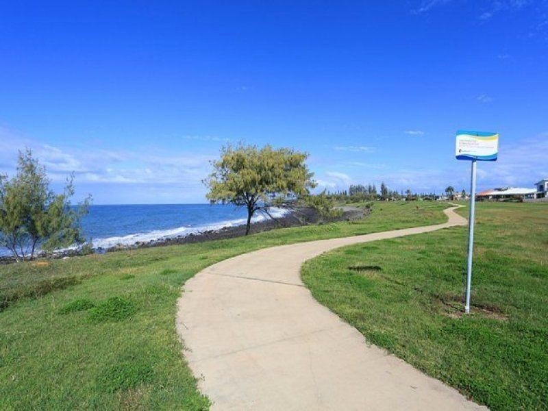 14 Sea Esplanade, Elliott Heads QLD 4670
