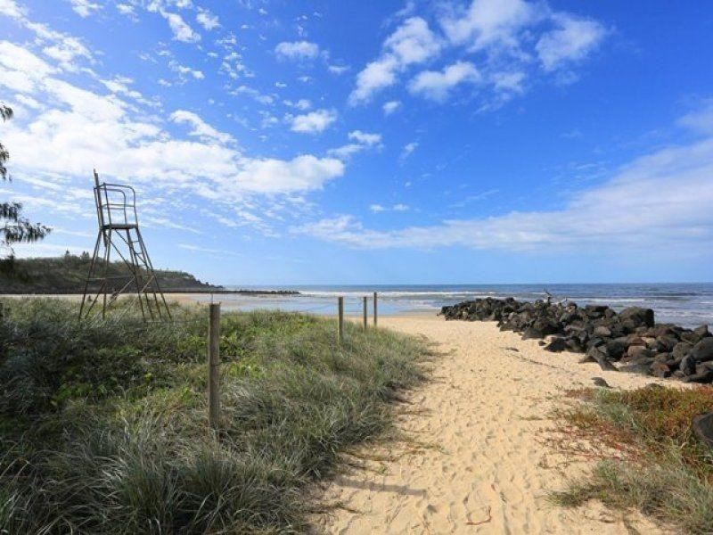 14 Sea Esplanade, Elliott Heads QLD 4670