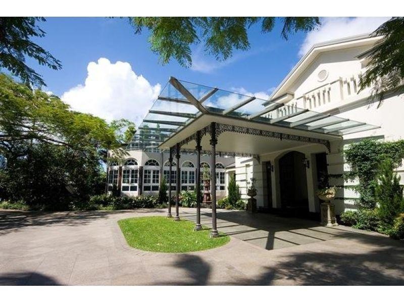 5 McMillan Court, Southport QLD 4215