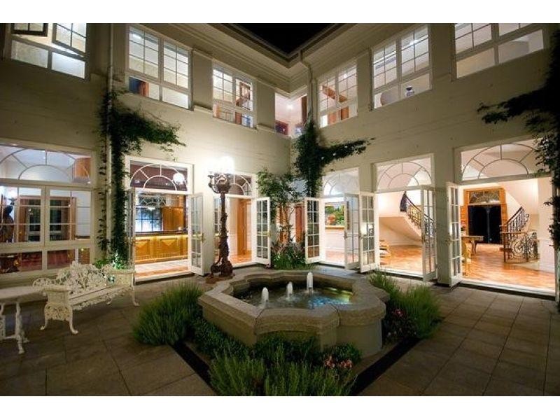 5 McMillan Court, Southport QLD 4215