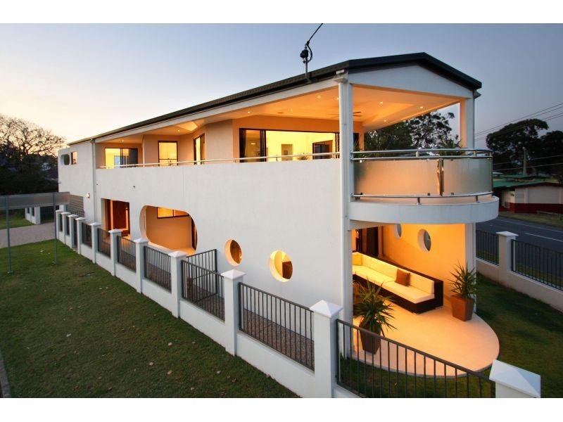 705 Esplanade, Lota QLD 4179