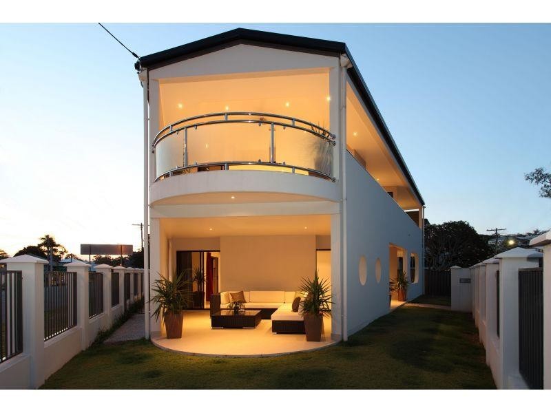 705 Esplanade, Lota QLD 4179