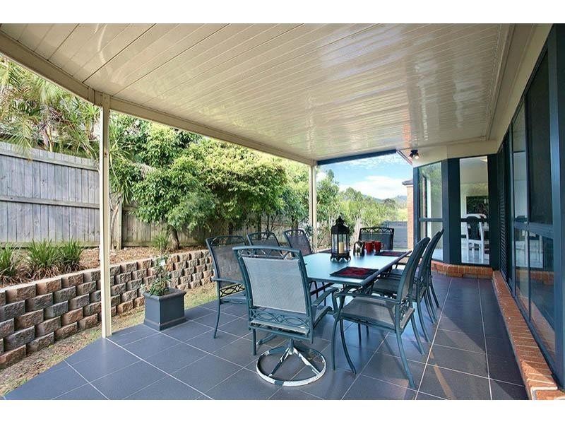 7 Aspen Street, Carindale QLD 4152