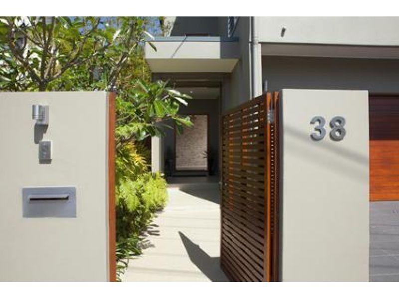 38 Laidlaw Parade, East Brisbane QLD 4169