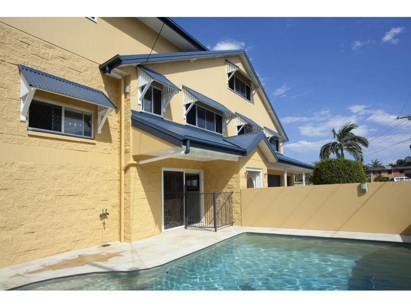 5 Price Avenue, Birkdale QLD 4159