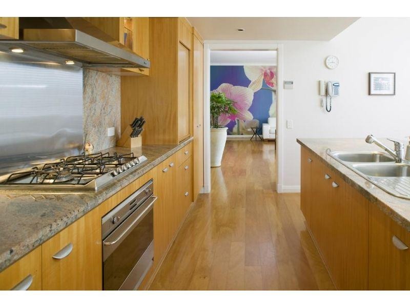 4/6 Merthyr Road, New Farm QLD 4005