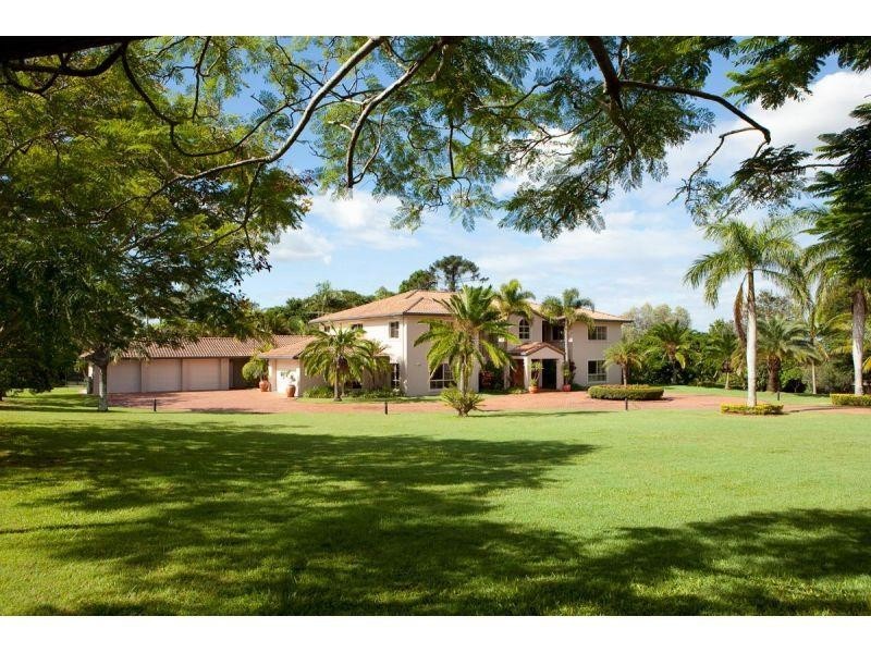 819 Beams Road, Bridgeman Downs QLD 4035