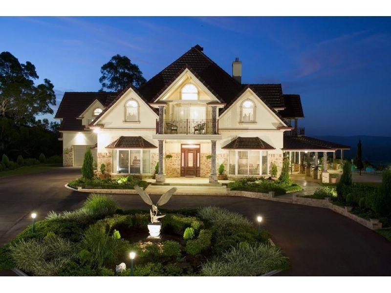 753 Clear Mountain Road, Clear Mountain QLD 4500