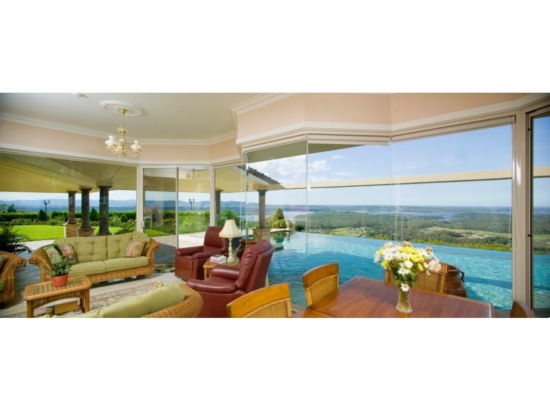 753 Clear Mountain Road, Clear Mountain QLD 4500