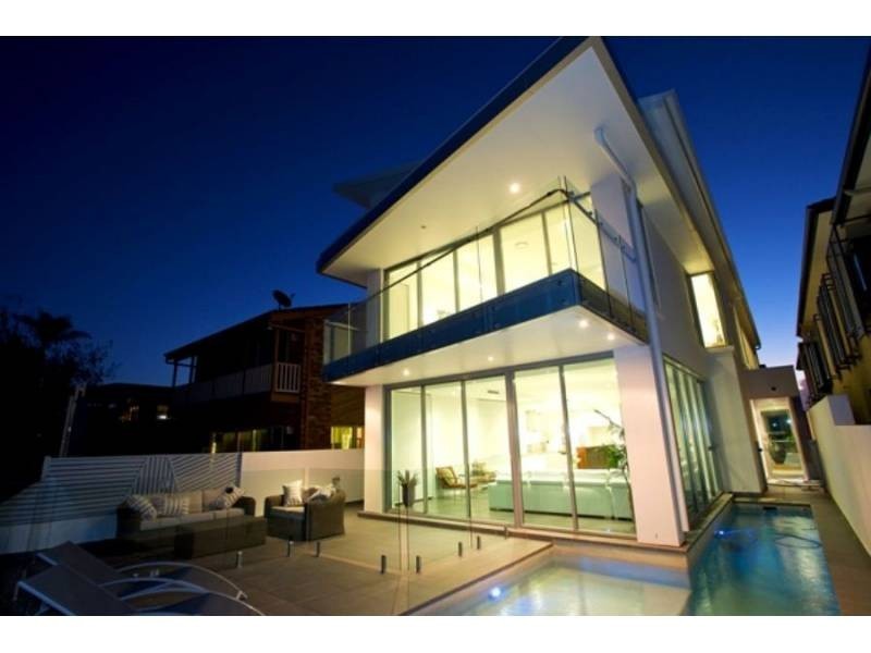 26a Fortune Street, Scarborough QLD 4020