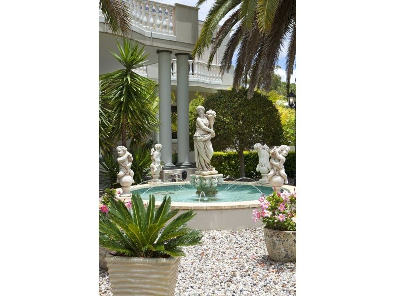 99 London Road, Belmont QLD 4153