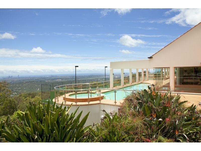 483 The Panorama, Tallai QLD 4213