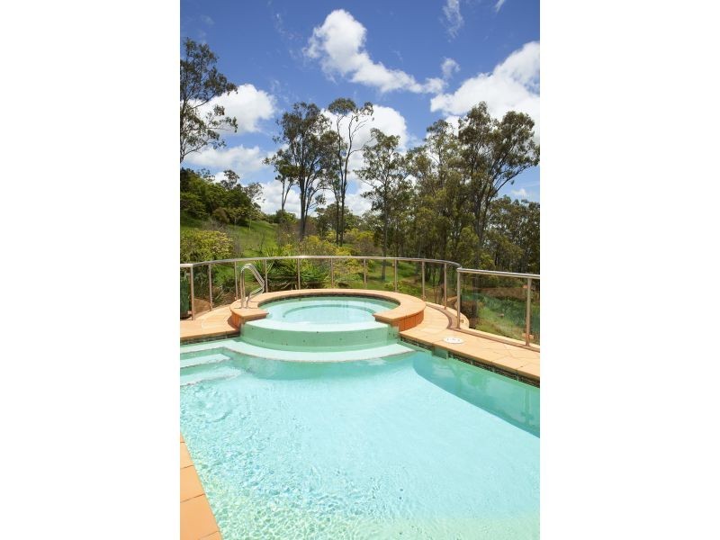 483 The Panorama, Tallai QLD 4213