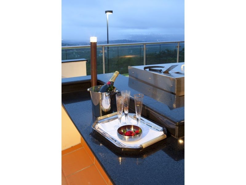 483 The Panorama, Tallai QLD 4213