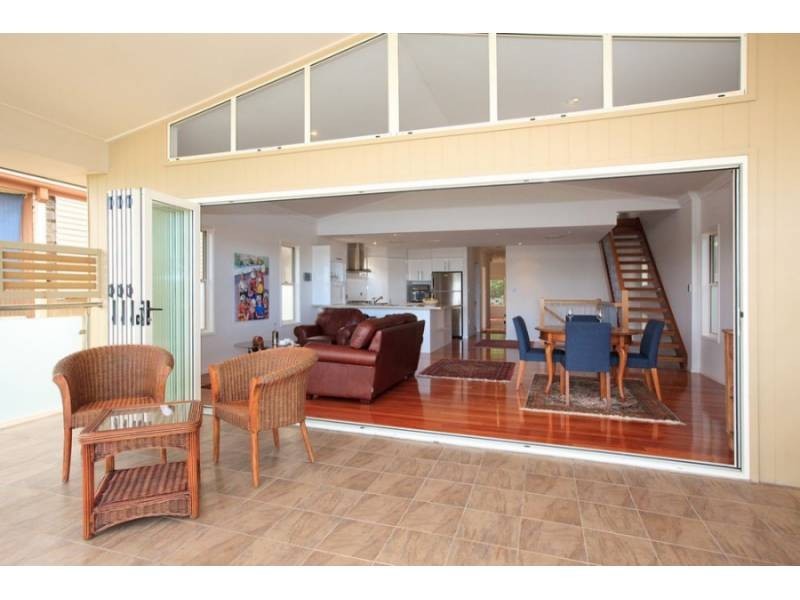 81 Raeburn Street, Manly West QLD 4179