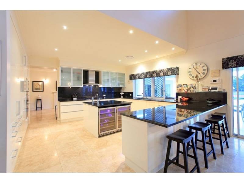 124 London Road, Belmont QLD 4153