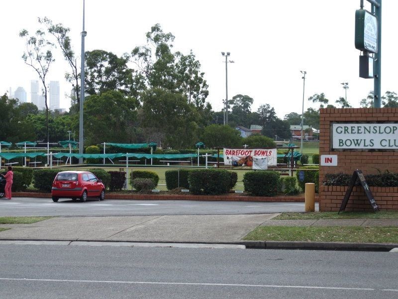 10 GARDEN Street, Greenslopes QLD 4120