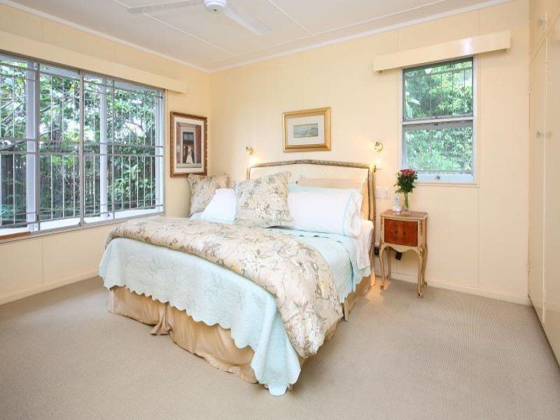 19 APEX Street, Clayfield QLD 4011