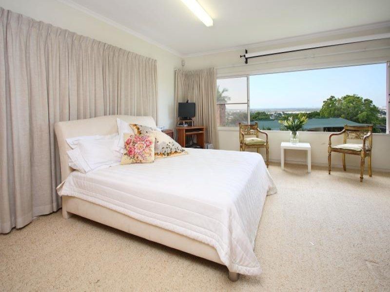 19 APEX Street, Clayfield QLD 4011