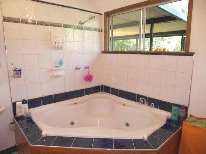 4 CEDUNA, Loganholme QLD 4129