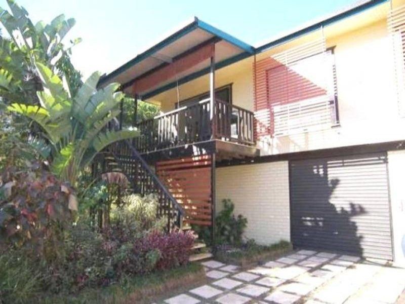 4 CEDUNA, Loganholme QLD 4129