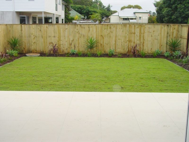 8 School Street, Hendra QLD 4011