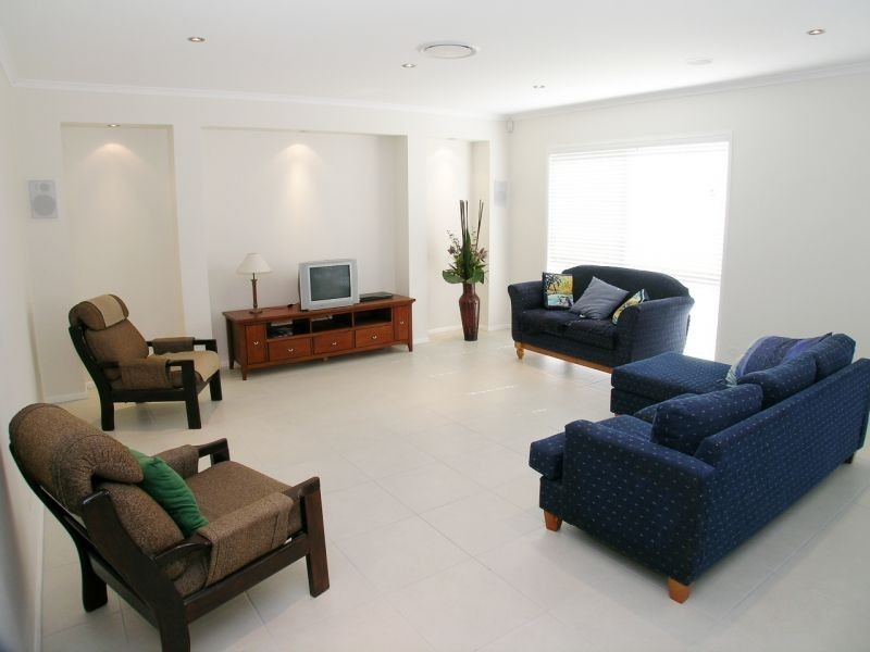 17 Avonlea Place, Eight Mile Plains QLD 4113