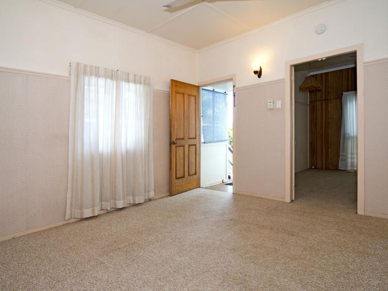 295 Nursery Road, Holland Park QLD 4121