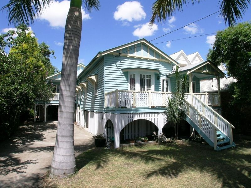 22 Malcolm Street, Hawthorne QLD 4171