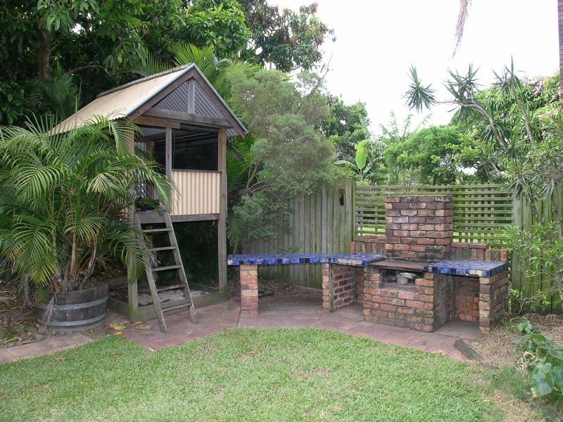 73 Earl Street, Greenslopes QLD 4120